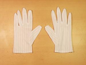 Elastische Handschuhe